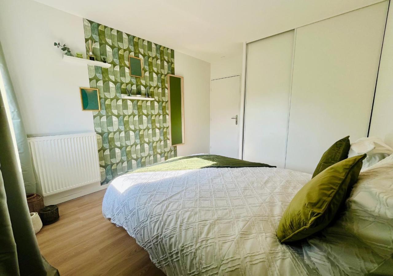 Apartment Proche Paris, Disney, Cite Descartes, Centrex